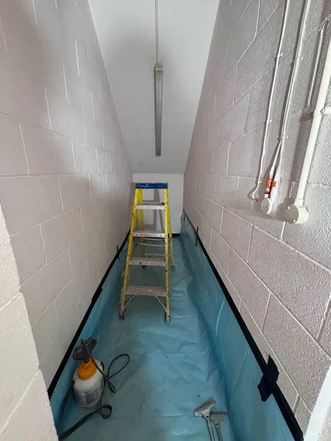 HSE-licensed asbestos gasket strip-out in N17